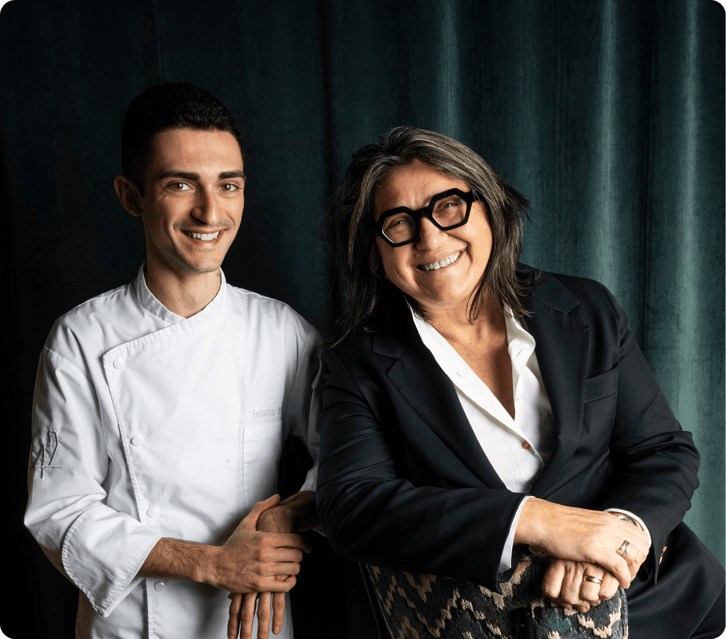 Sandra Ciciriello con lo staff